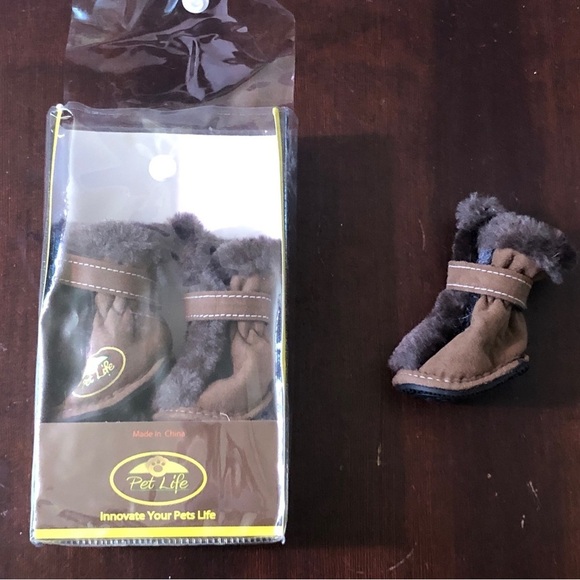 Pet Boots.Brown & Furry.Size 4/medium. Brand New. Breast Cancer Fundraiser. - Picture 1 of 6
